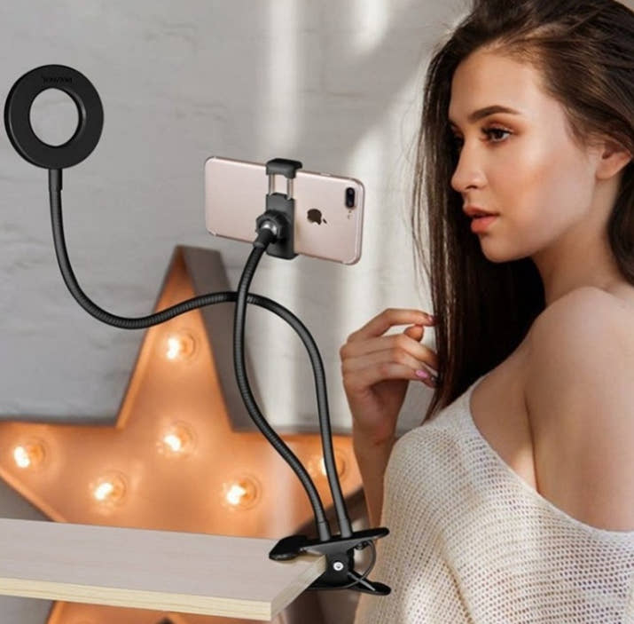 LED Selfie Ring Light – Adjustable Makeup & Live Streaming Light