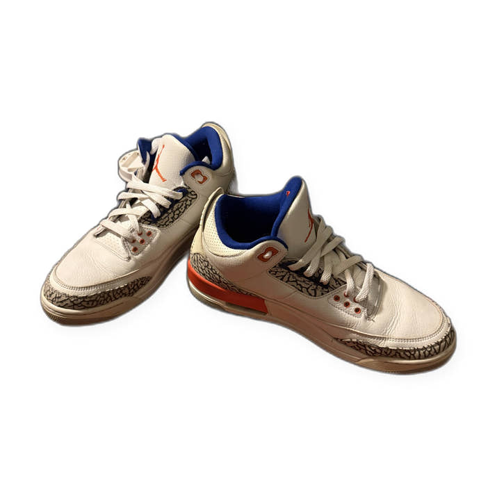 Air Jordan 3 Retro Knicks 136064-148 size 9.5 — pair, side view