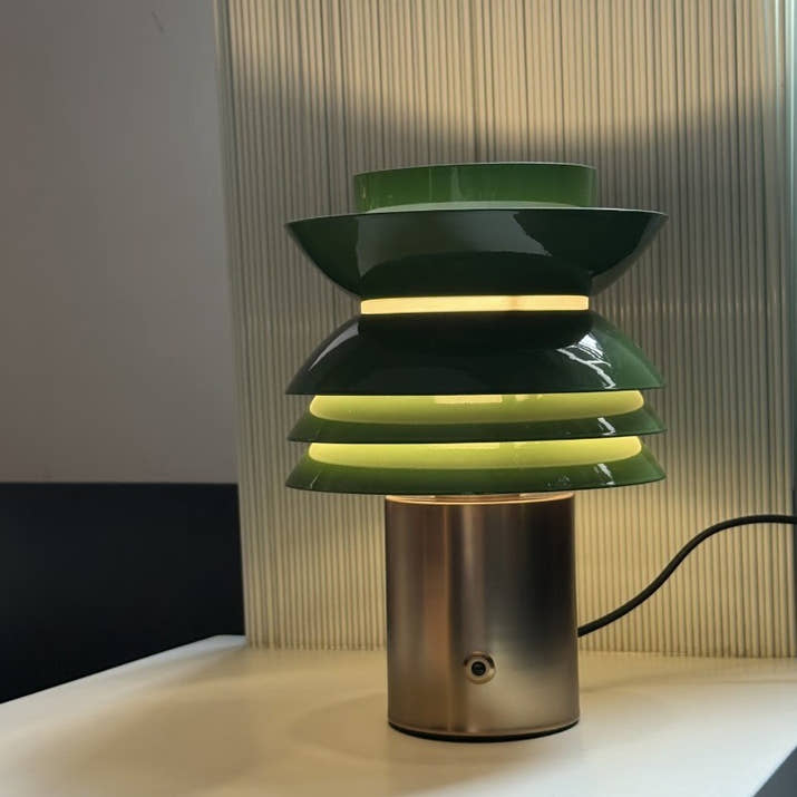 French-style Vintage Layered Glass Table Lamp — view 3